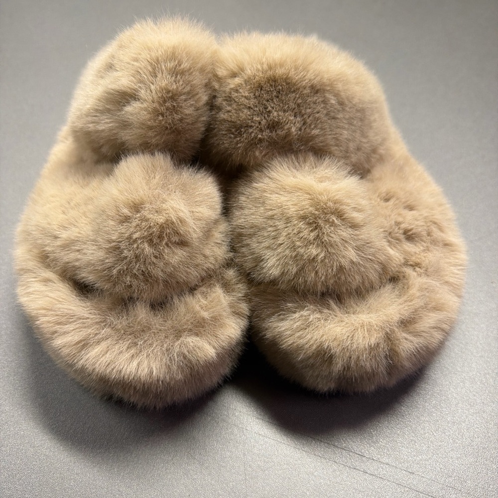 Tan Faux Fur Slipper‎ Sandals Womens Size 4/38